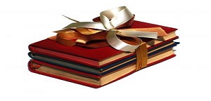 إهداء 32 نسخة من كتاب “المختصر في تفسير القرآن الكريم” من مركز تفسير للدراسات القرآنية لمكتبة الجامعة