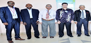 وفد من جامعة المدينة العالمية يزور الجامعة الإسلامية العالمية ماليزيا (IIUM) وفد من جامعة المدينة العالمية يزور الجامعة الإسلامية العالمية ماليزيا (IIUM)