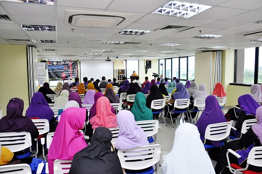 Program Bahasa Arab Di MEDIU Bersama Siswa UITM