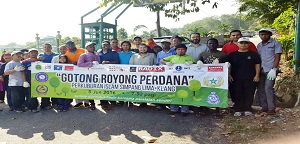 Community Service: Cleaning of Muslim Cemetery Simpang Lima, Klang Community Service: Cleaning of Muslim Cemetery Simpang Lima, Klang
