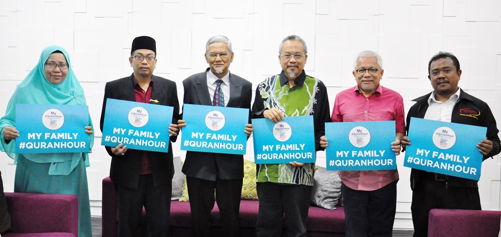 Lawatan ke Kumpulan Media Karangkraf Sdn. Bhd. Lawatan ke Kumpulan Media Karangkraf Sdn. Bhd.